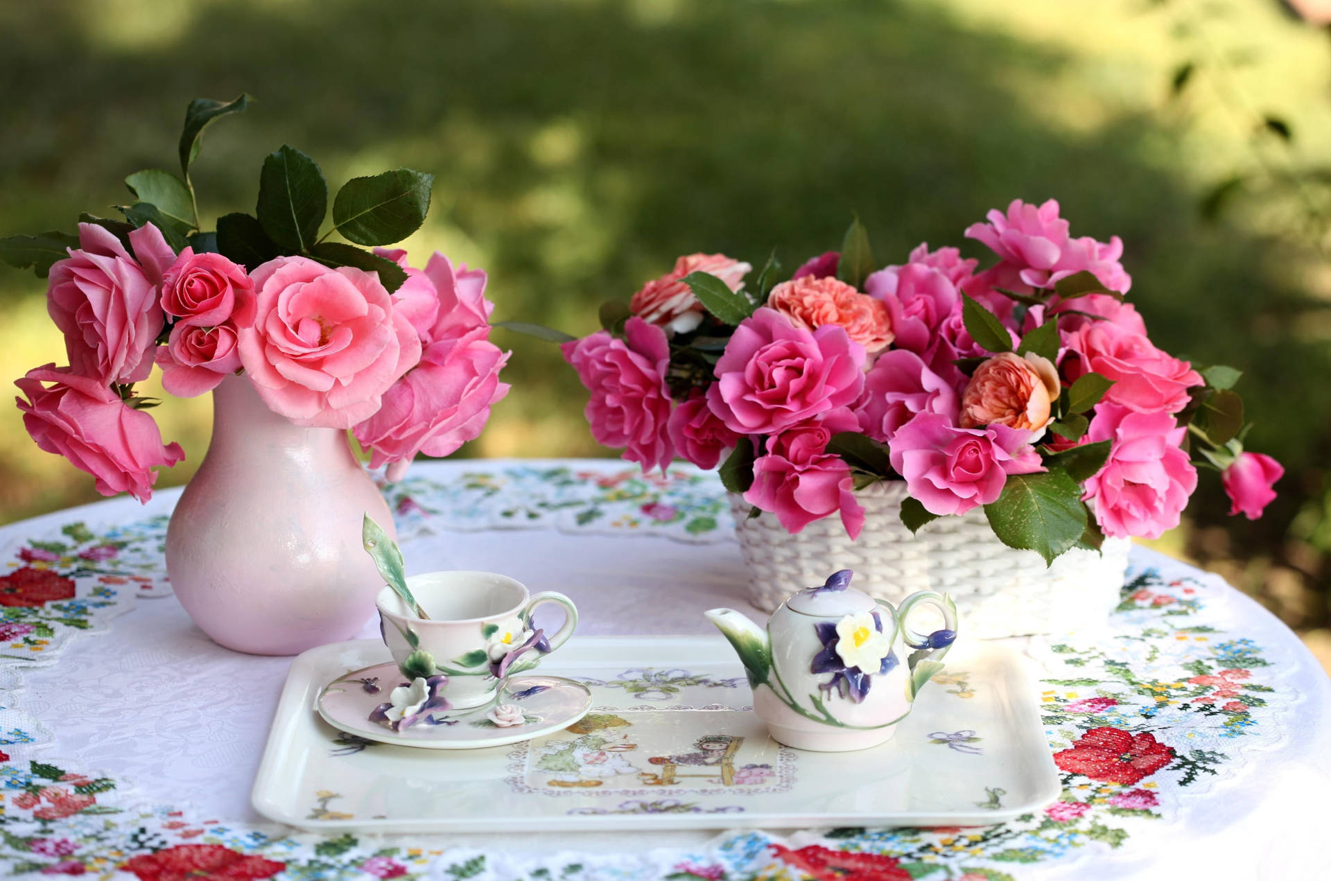 Pink Roses On A Tea Table Wallpaper