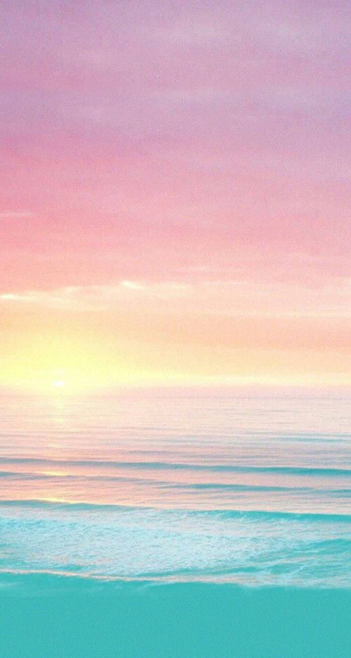 Calm And Serene Pink Sunset Wallpaper