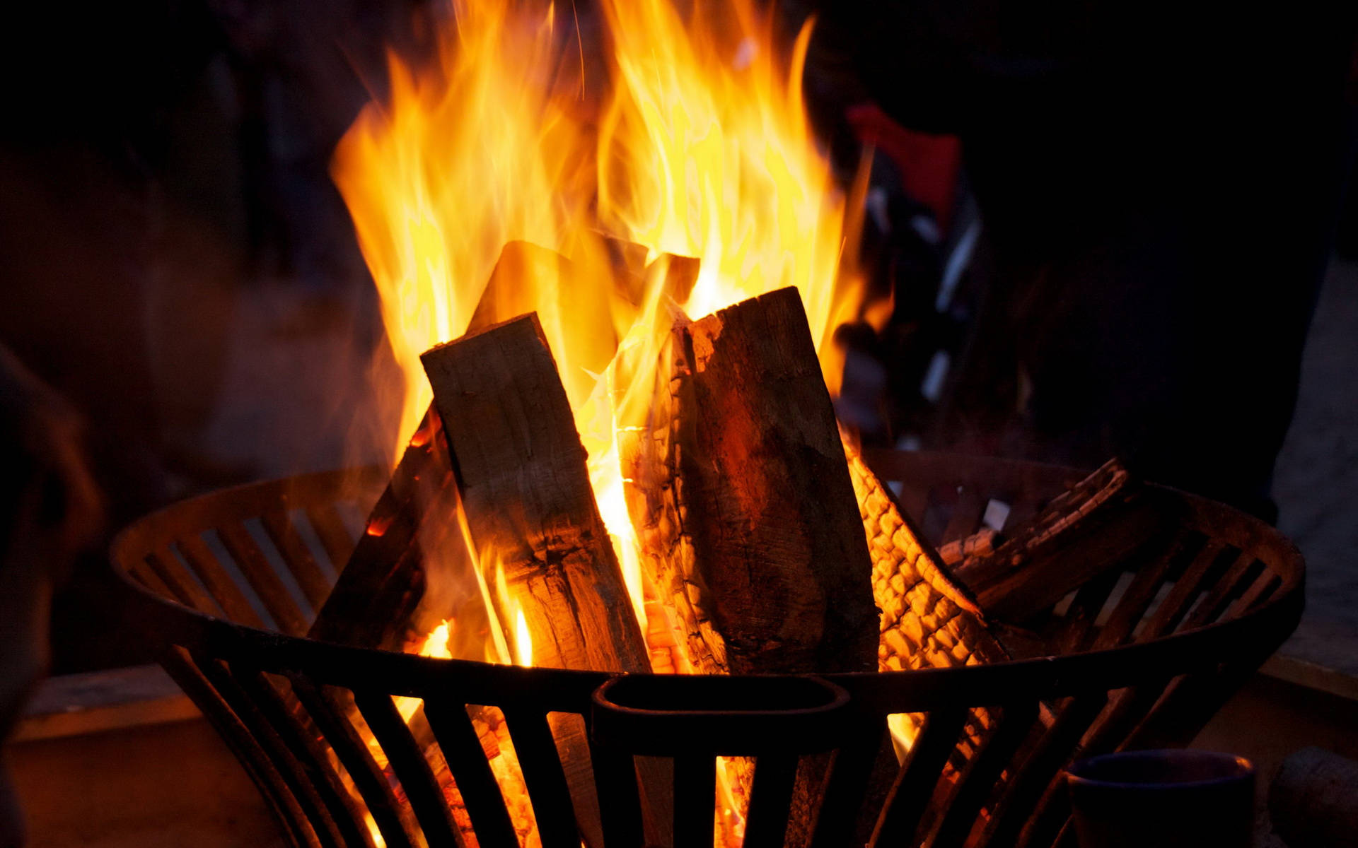 Pit With Wood Fire Background Wallpaper