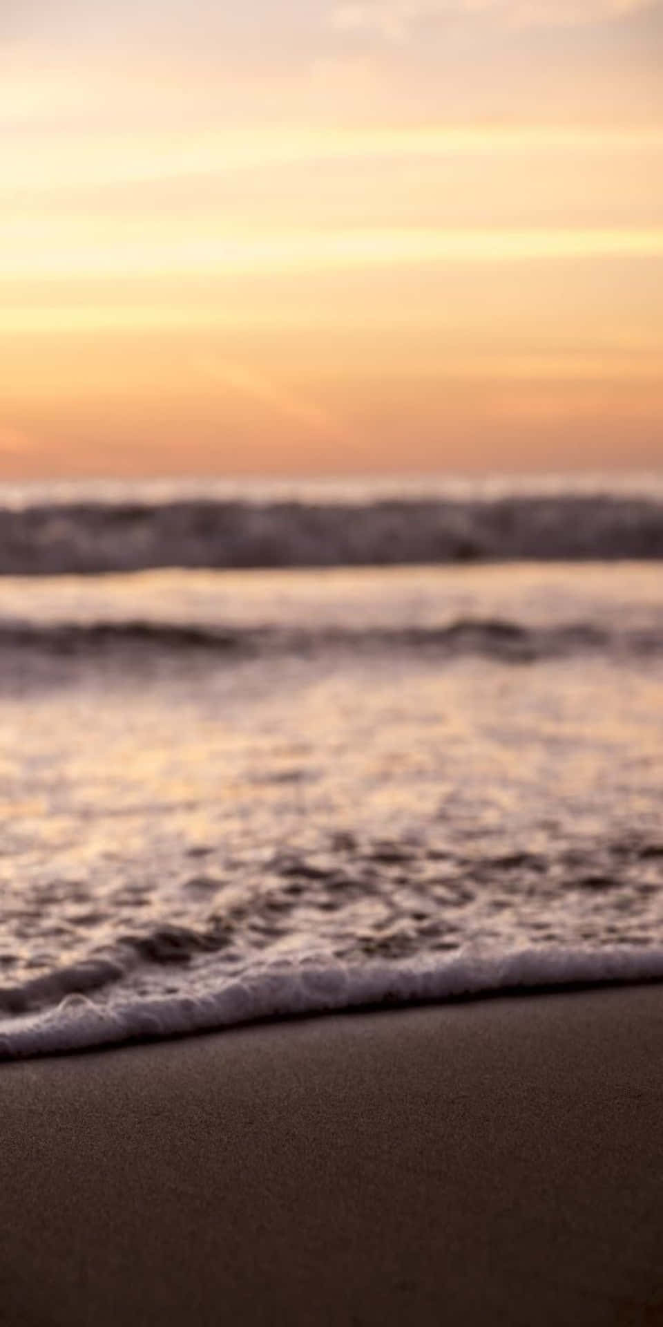 Njutav Solnedgången På Stranden Med Pixel 3 Som Bakgrundsbild!