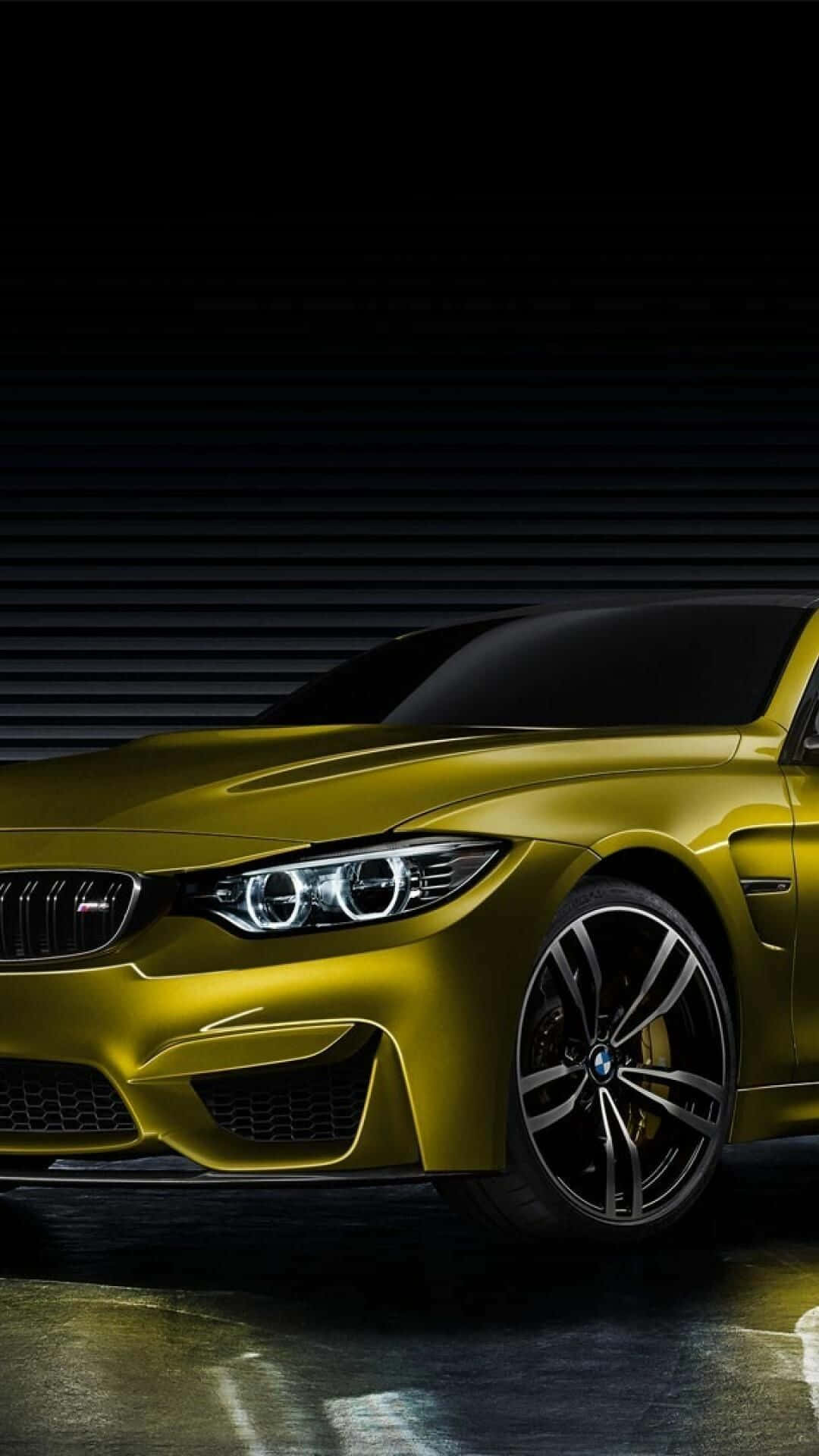 BMW - dòng xe hơi đẳng cấp và thể thao, luôn là sự lựa chọn hàng đầu cho những tín đồ của xe hơi. Hãy chiêm ngưỡng những bức ảnh đẹp của BMW và cảm nhận sự hoàn hảo và tốc độ của dòng xe này.