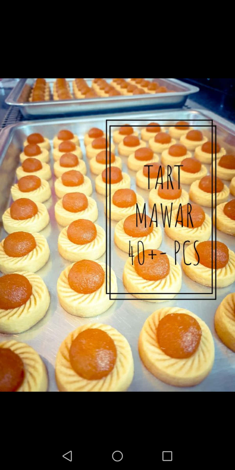 A Tray Of Cookies With The Words Tir Mawar 40 Pcs