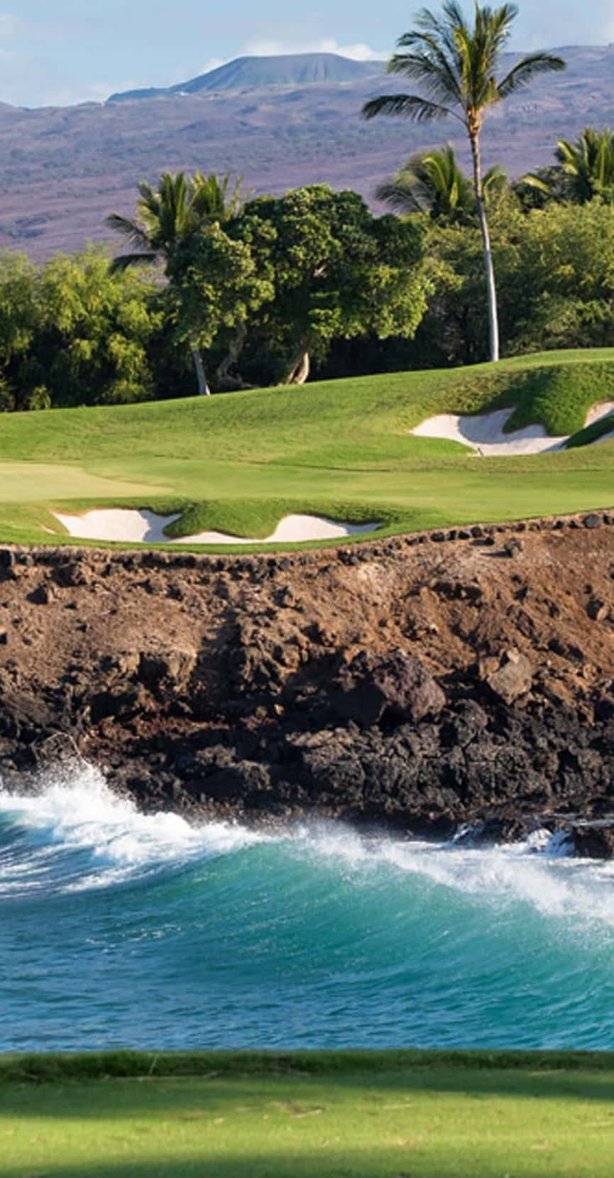 Pixel 3 Hawaiian Beach Golf Course Background