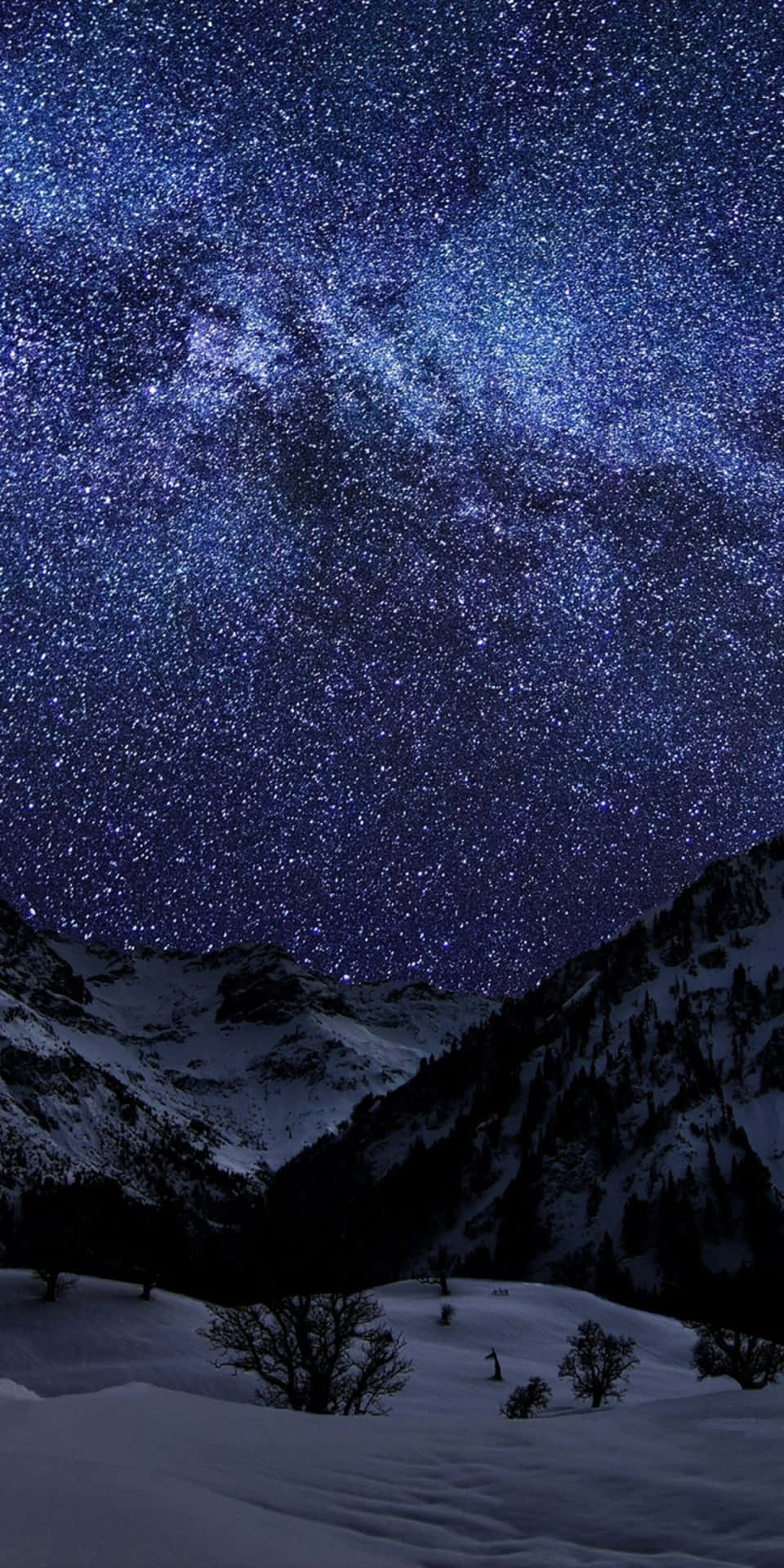 Fondode Pantalla De Invierno De Pixel 3 Con Montañas Y Cielo Estrellado.
