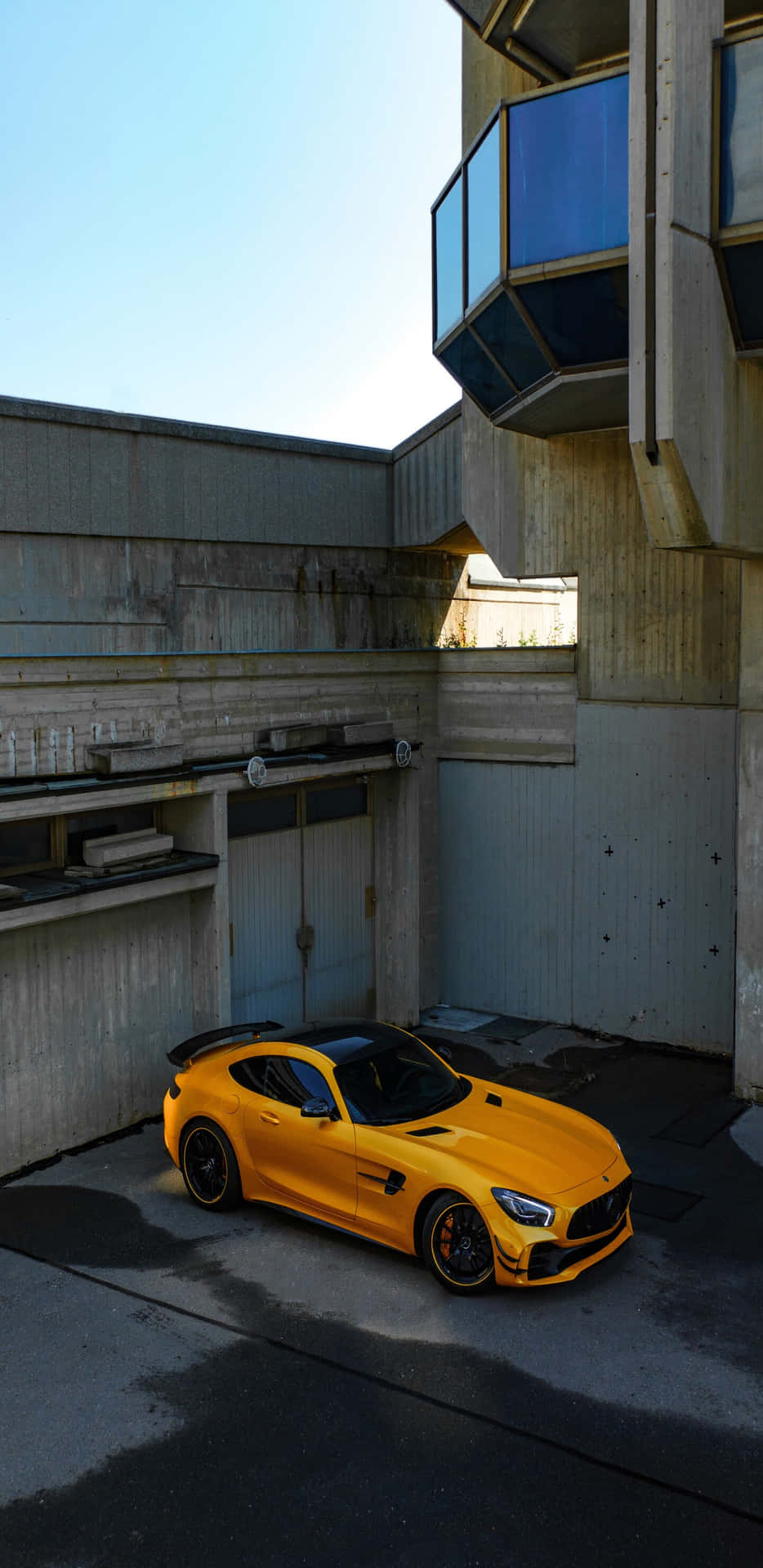 Parked Yellow Mercedes-benz Pixel 3xl Amg Gt-r Background