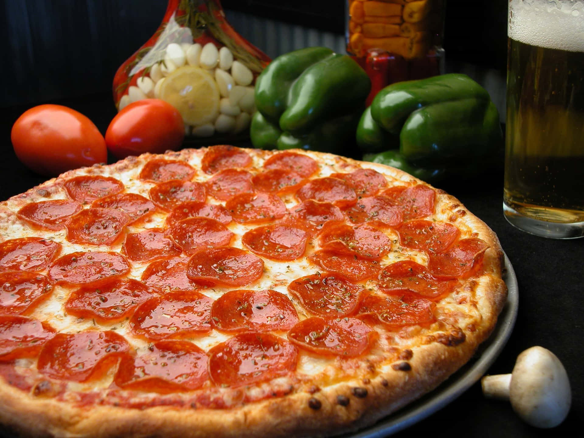 Tilfredshedgaranteret - Hot, Saftig Pizza Med Alle Toppings!