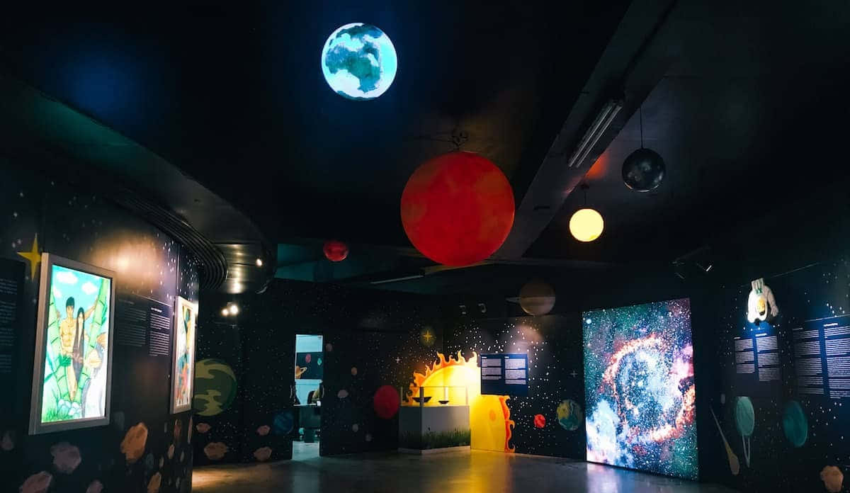Awe-inspiring View of a Planetarium Wallpaper