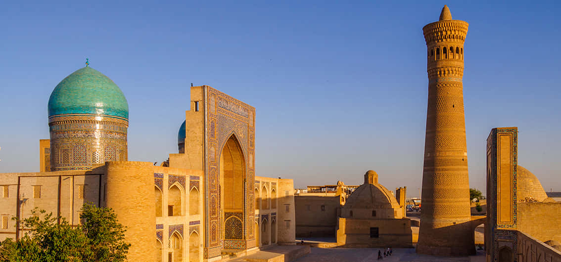 Complejode La Mezquita De Poi Kalan En Bukhara. Fondo de pantalla