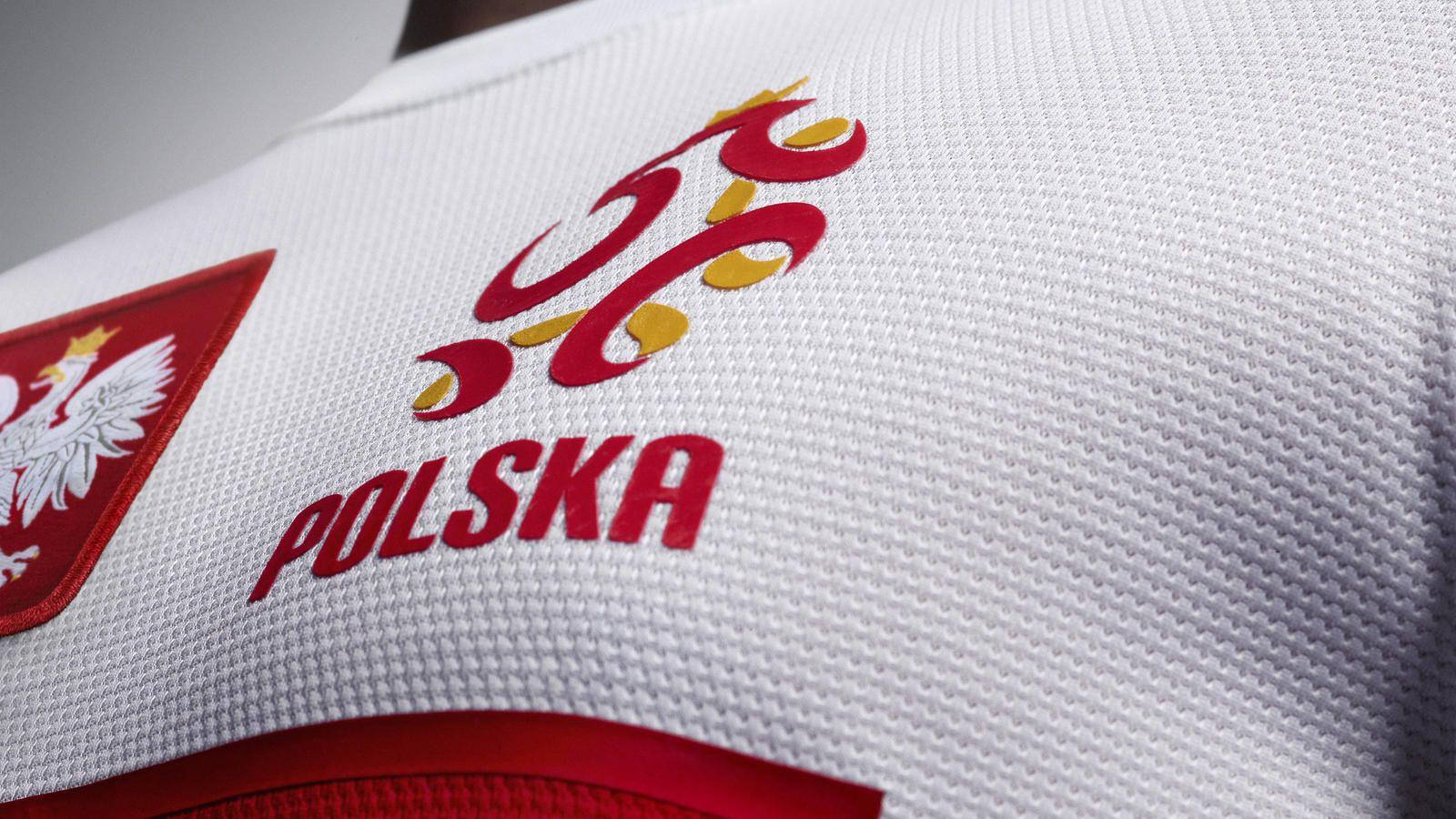 Detaljer om Polens nationale fodboldholds trøje genskabes på baggrunden. Wallpaper