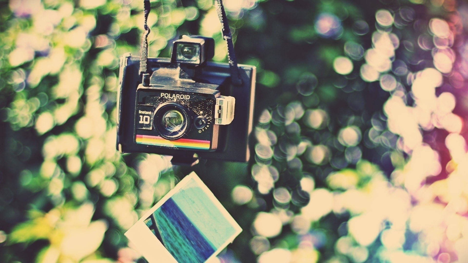 Polaroid Vintage Camera Picture