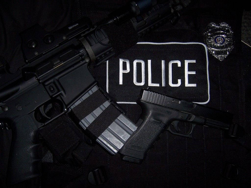 Police Gear Black Desktop