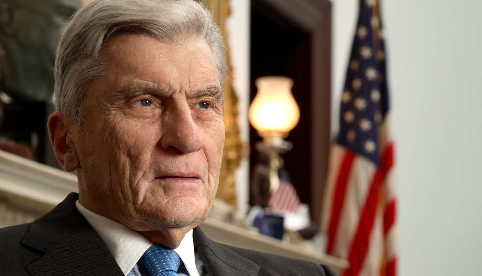 Politician John Warner With The American Flag Wallpaper