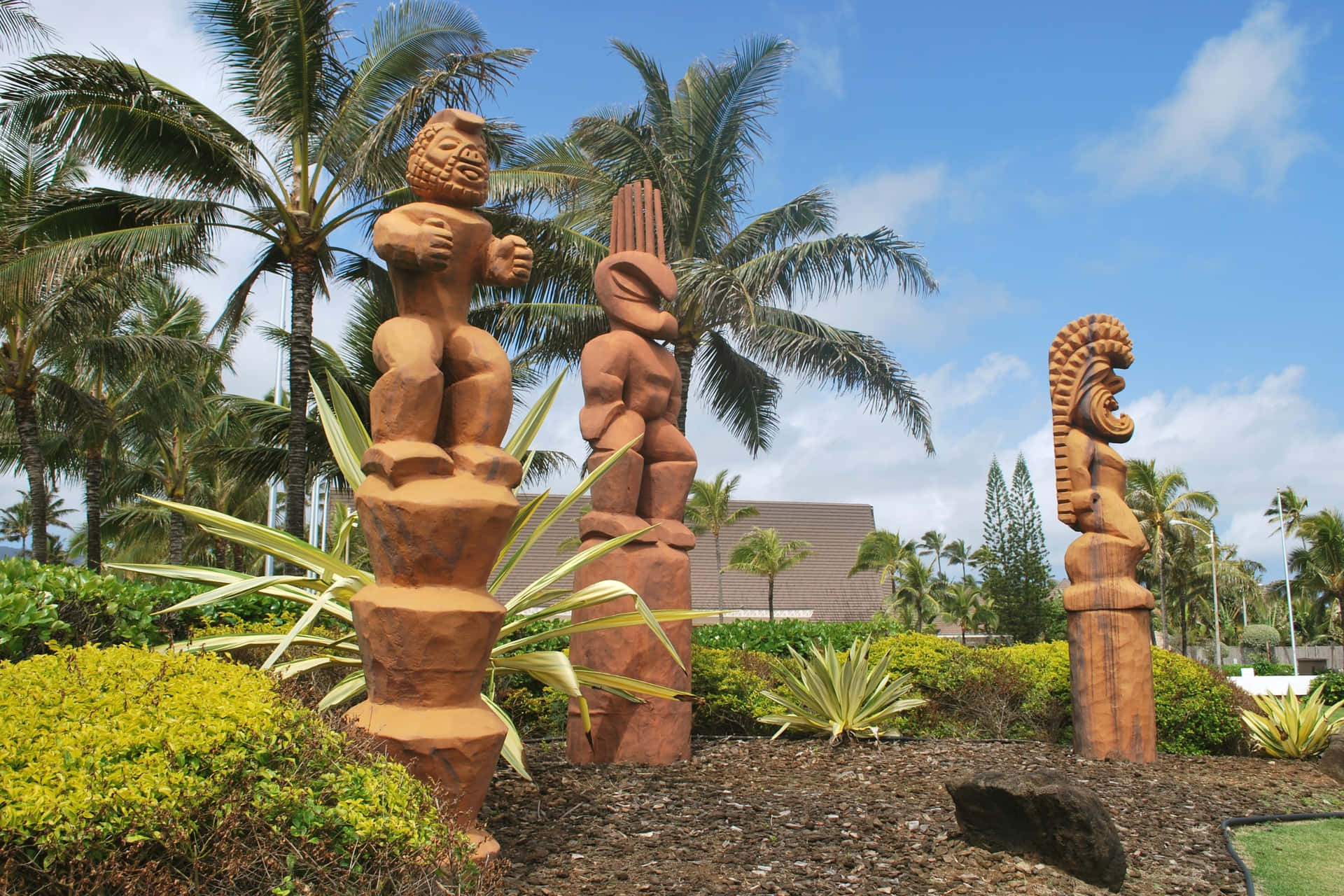 Polynesian Tiki Statues Landscape Wallpaper