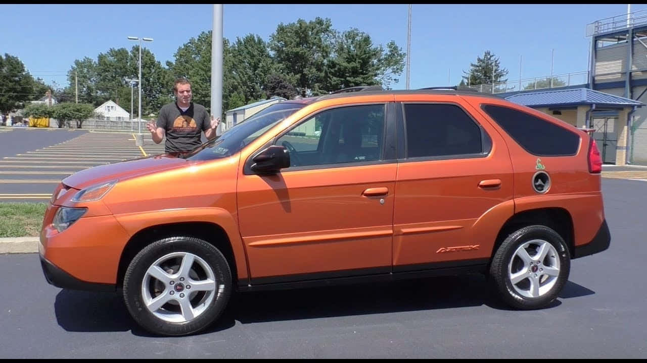 Vue Latérale De La Pontiac Aztek Orange Fond d'écran