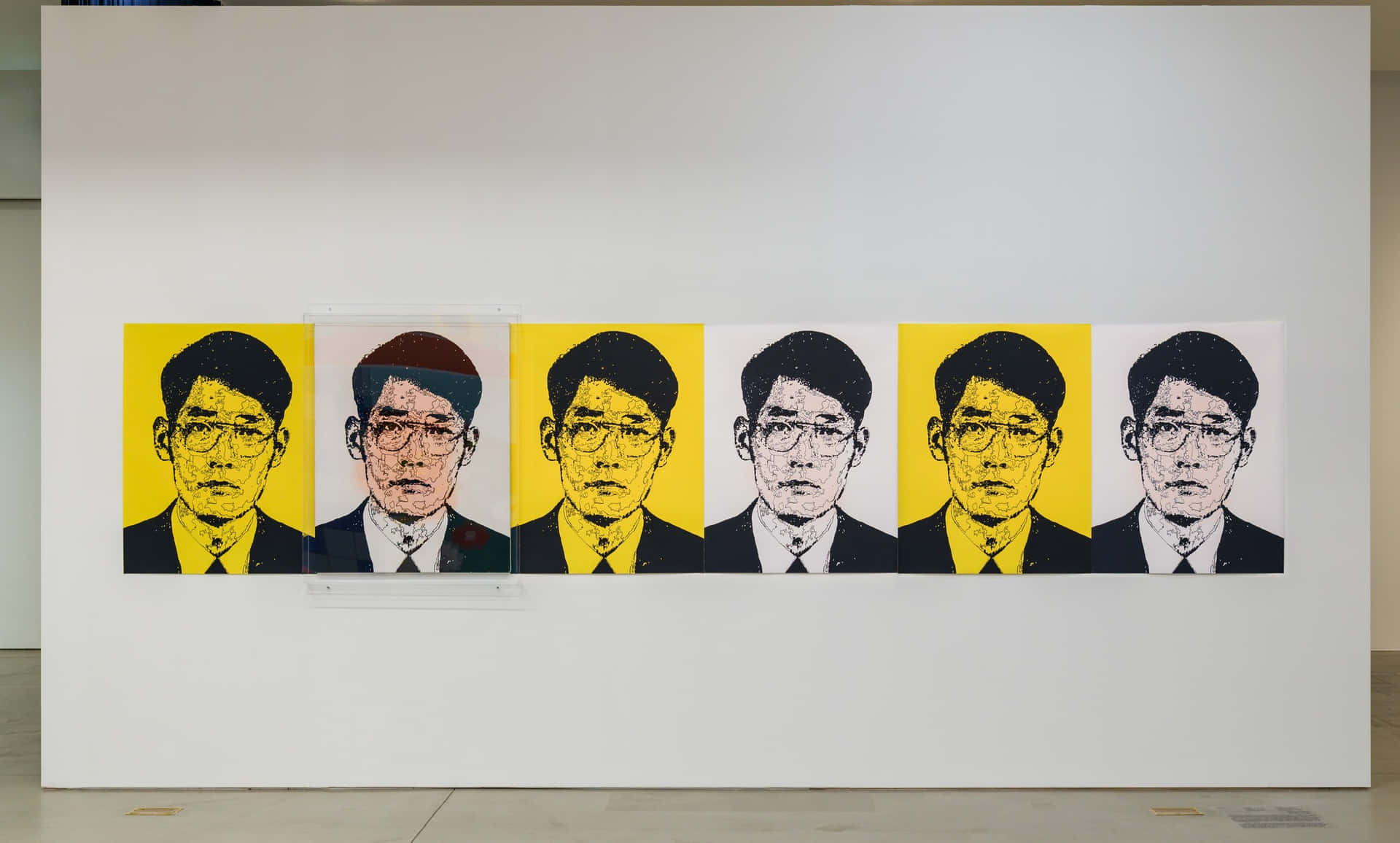 Pop Art_ Portraits_ Display_ Seoul_ Museum Wallpaper