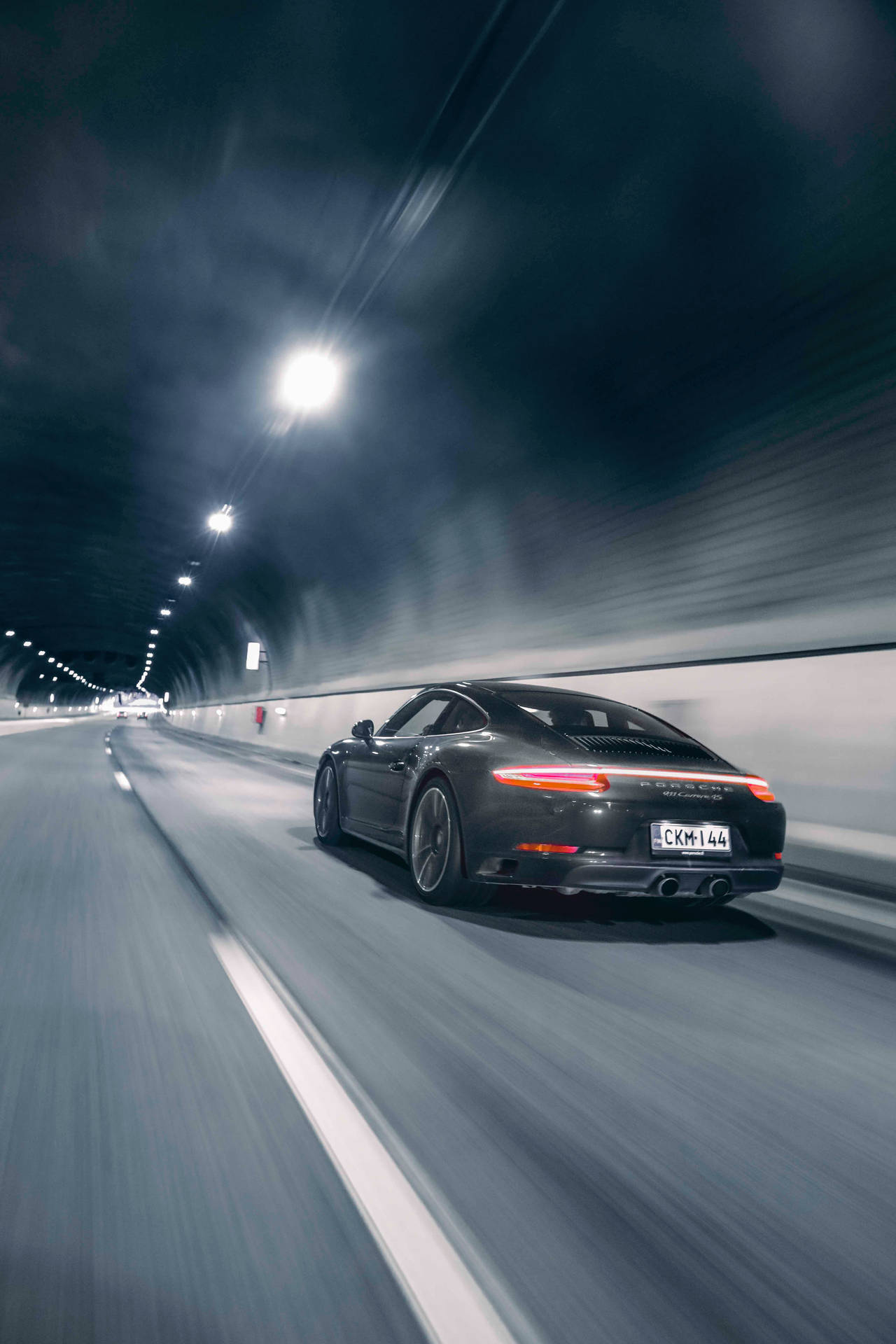 Porsche 911 Black Tunnel Shot Wallpaper