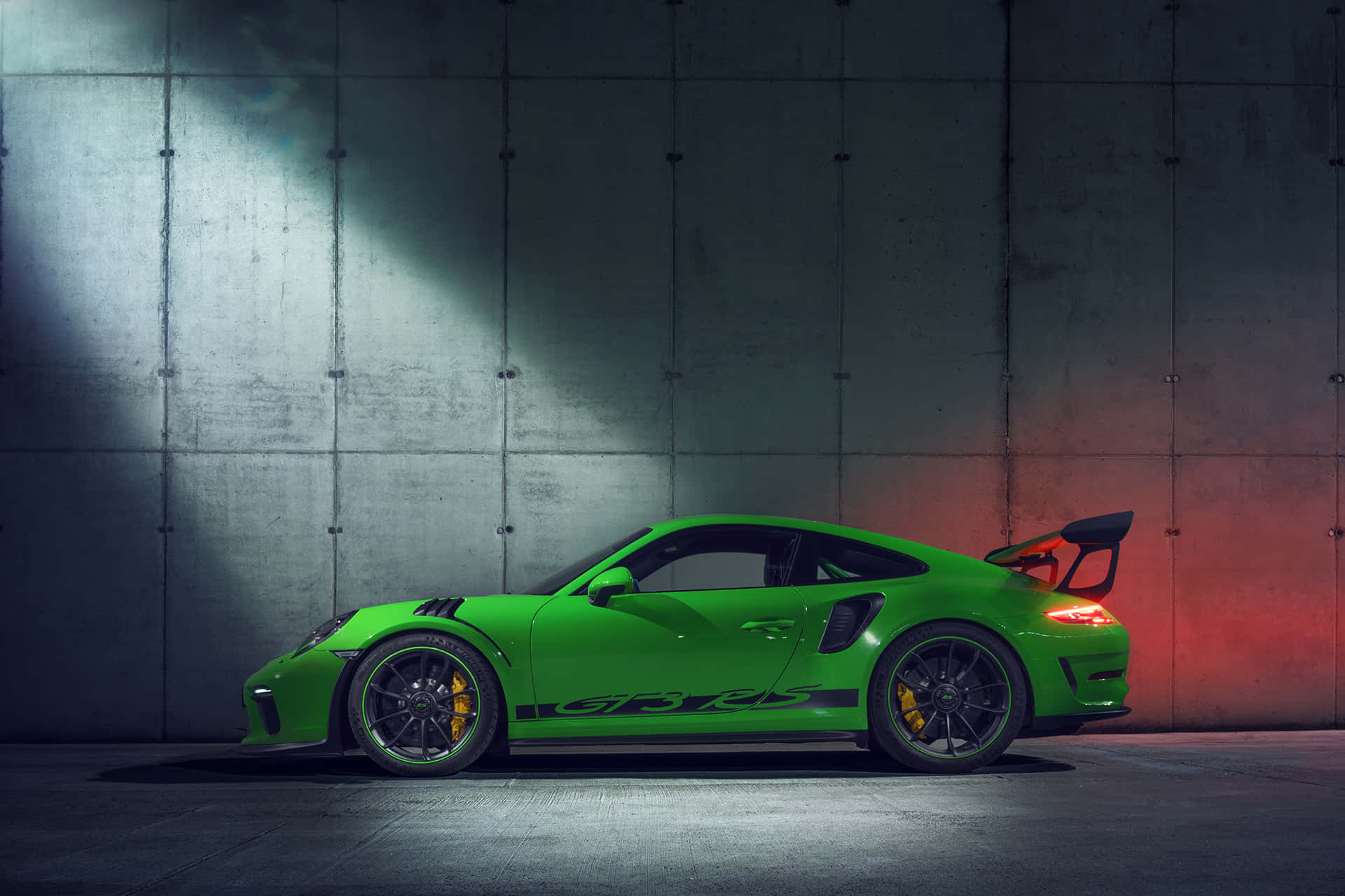 Porsche G T3 R S Green Side Profile Wallpaper