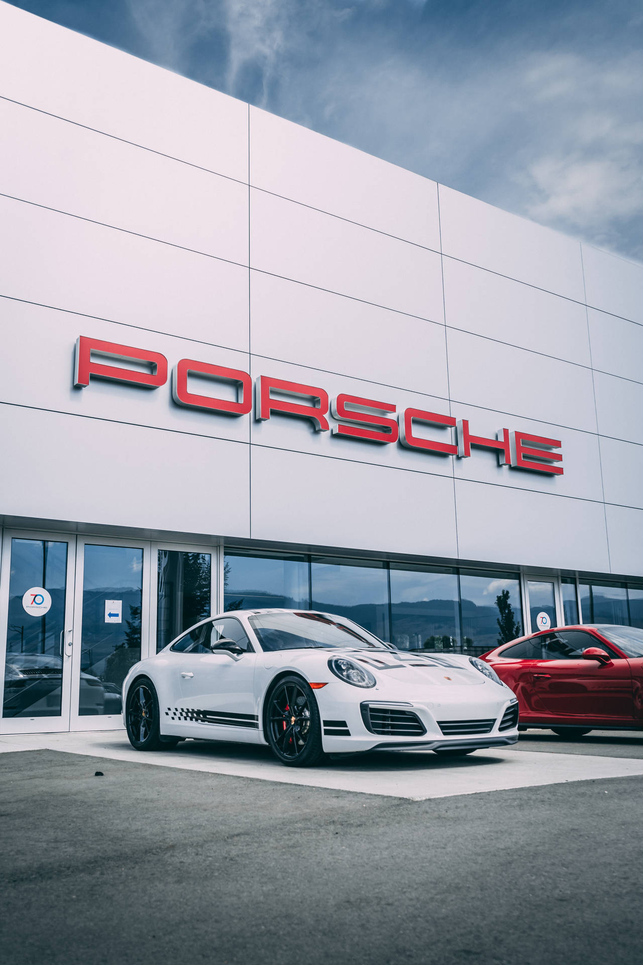 Porsche Luxury Services