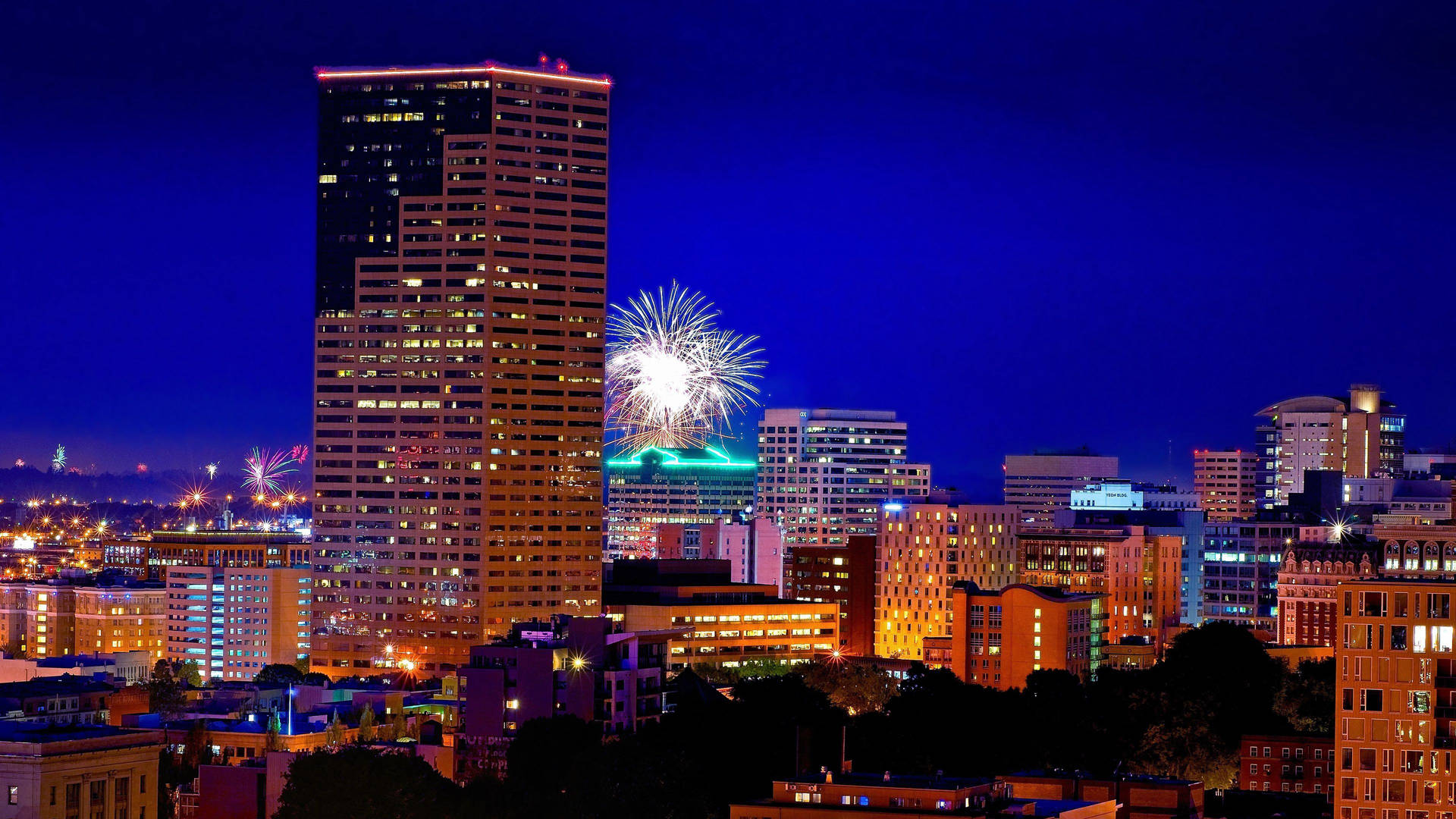 Portland US Bancorp Building Fireworks Wallpaper
