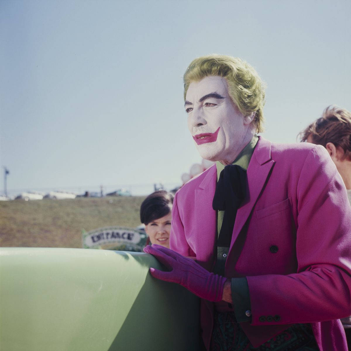 Portraying Joker Cesar Romero Wallpaper