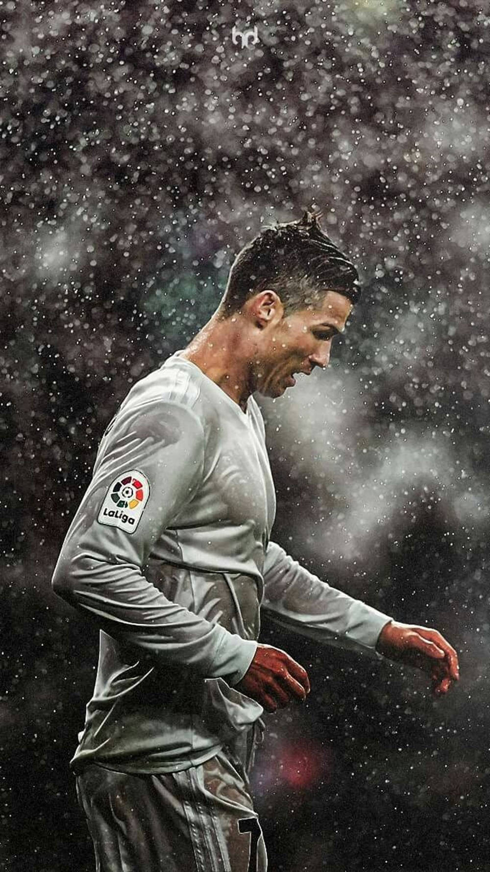 Jogadorportuguês Cristiano Ronaldo Em Um Ângulo Legal Lateral. Papel de Parede