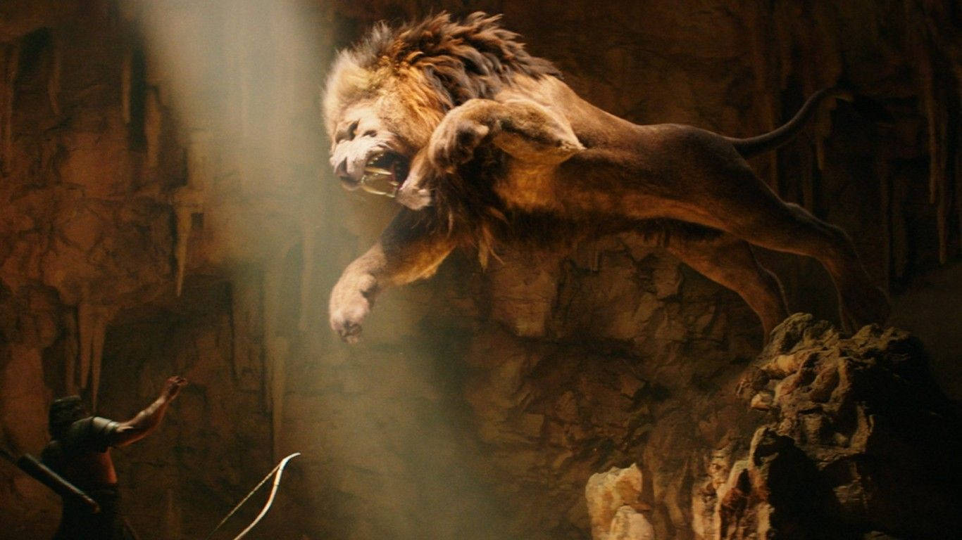 “The Majestic King of the Jungle” Wallpaper