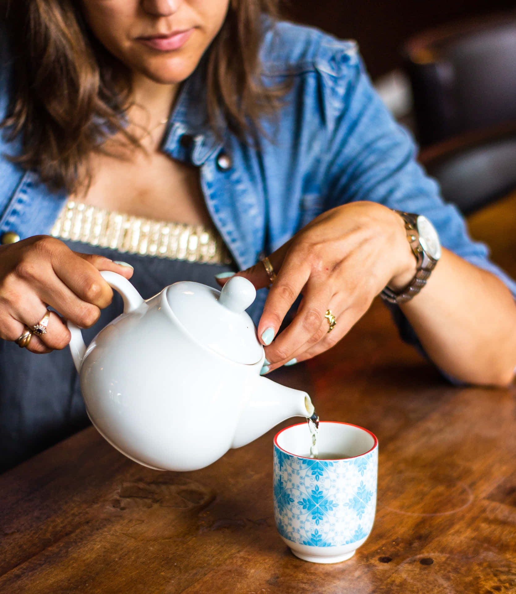 Pouring A Homeopathic Tea Wallpaper