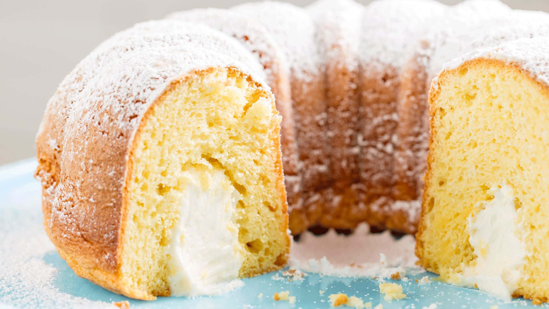 Powdered Sugar Dusted Sponge Cake Wallpaper