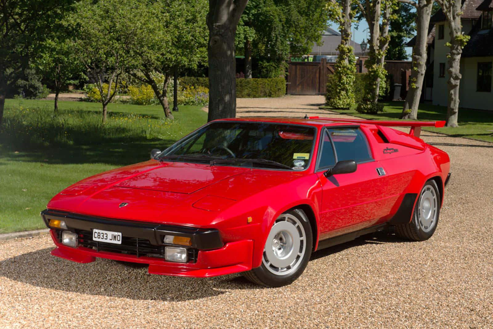 Powerful And Luxurious Lamborghini Jalpa In Motion Wallpaper