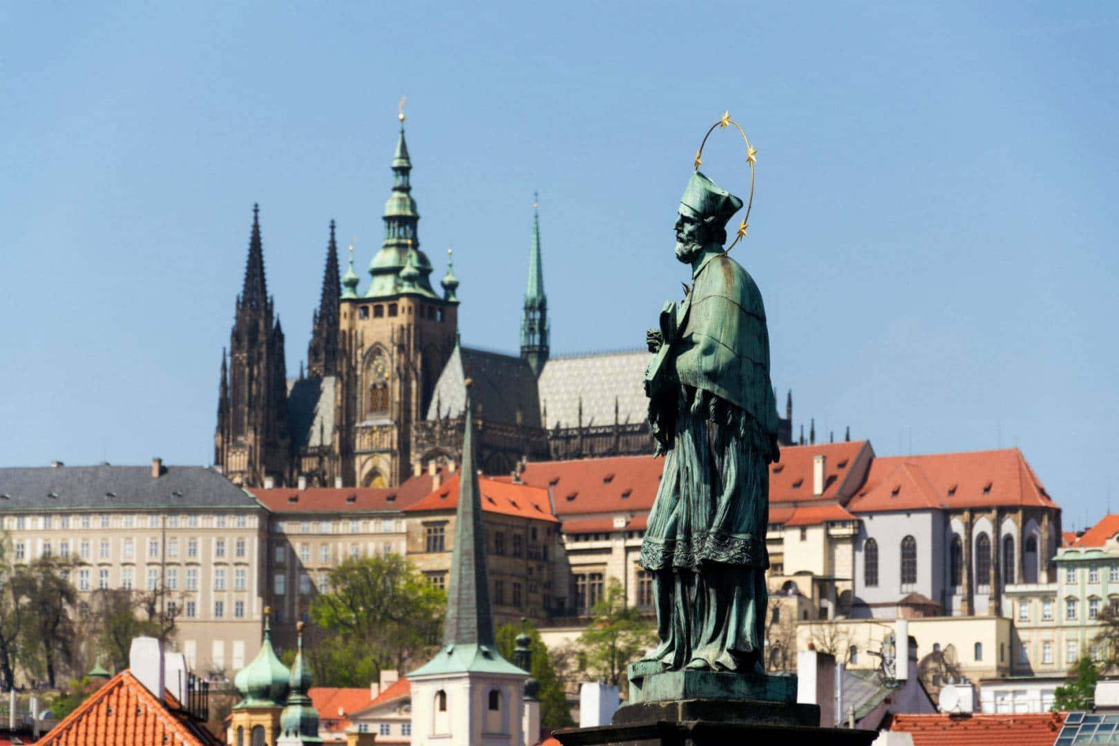 Prague Castle And Nepomuk Statue Wallpaper