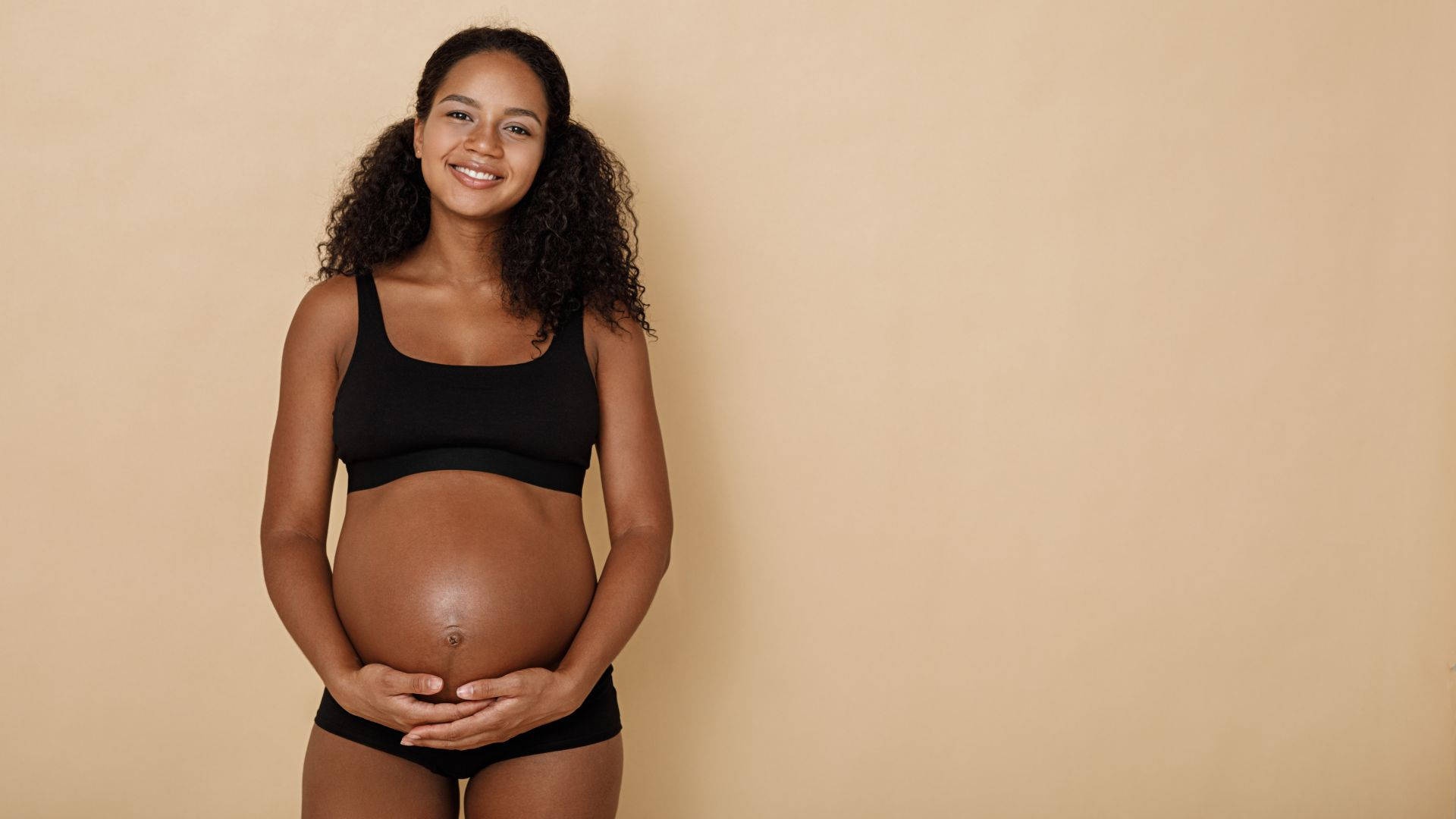 Schwangerschaftbeige Hintergrund Wallpaper