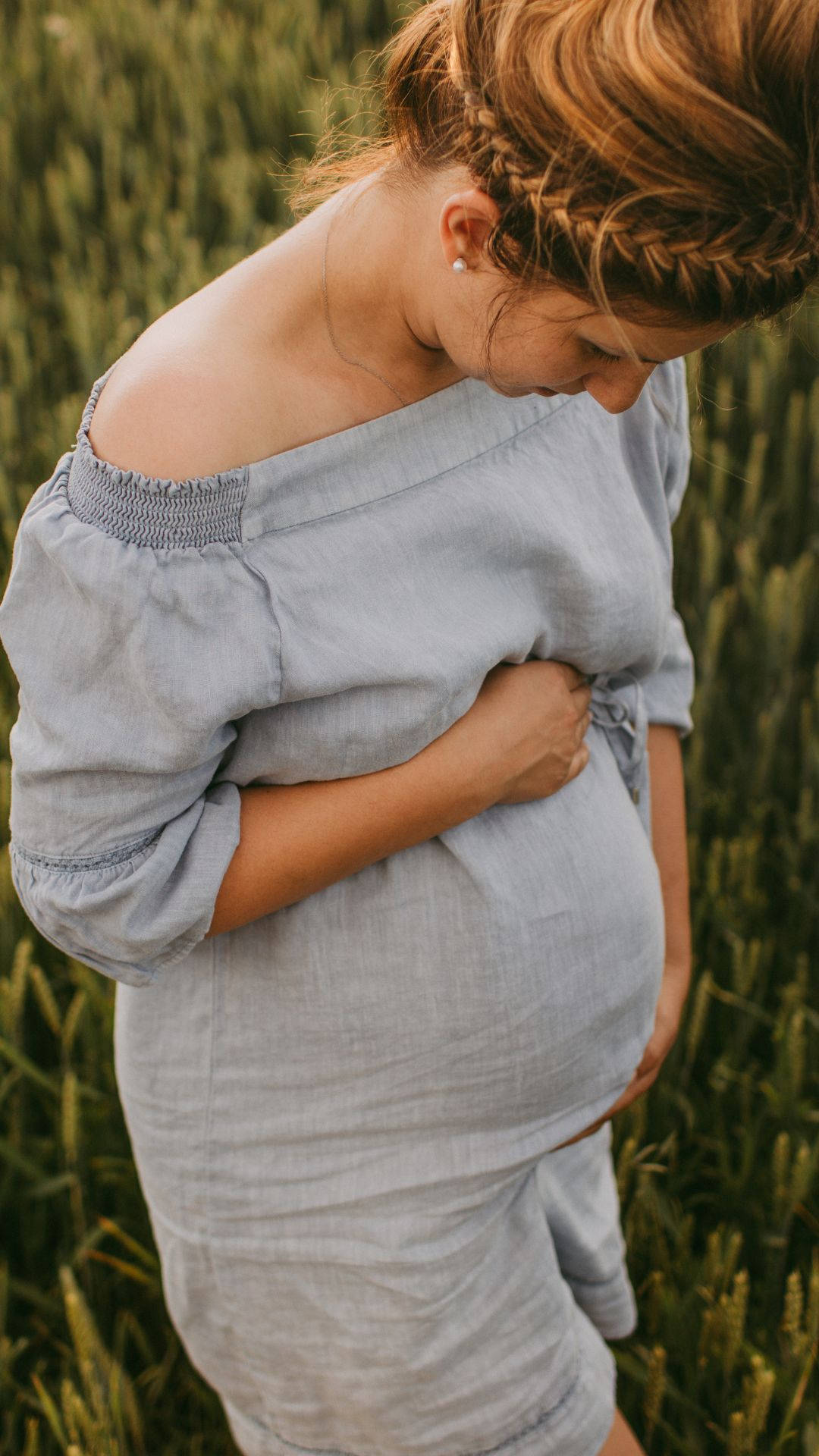 Pregnancy Grassy Field Wallpaper