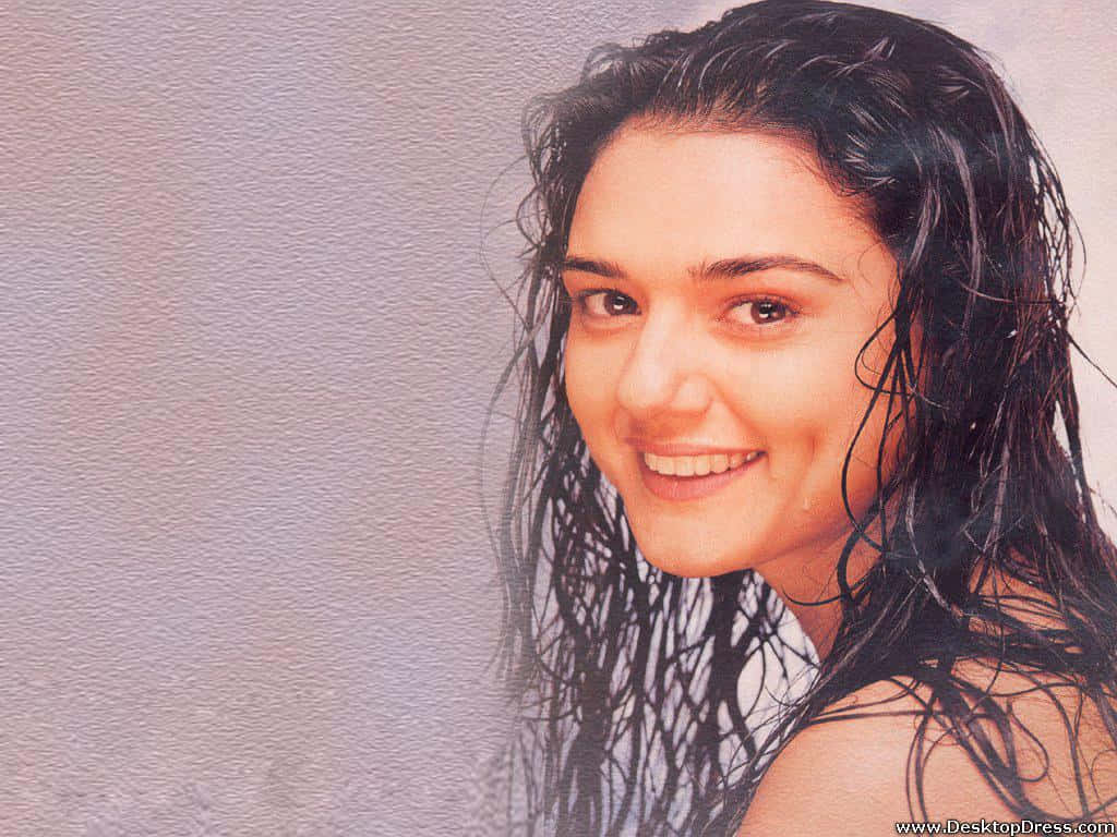 Preity Zinta Wet Hair Wallpaper