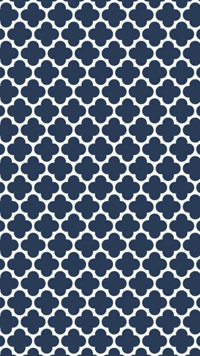 Preppy Blue Quatrefoil Pattern Wallpaper