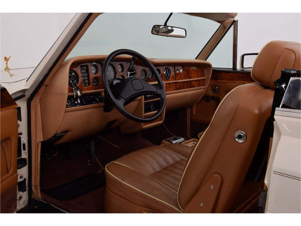 "prestige And Luxury Unleashed - Majestic Rolls Royce Corniche " Wallpaper