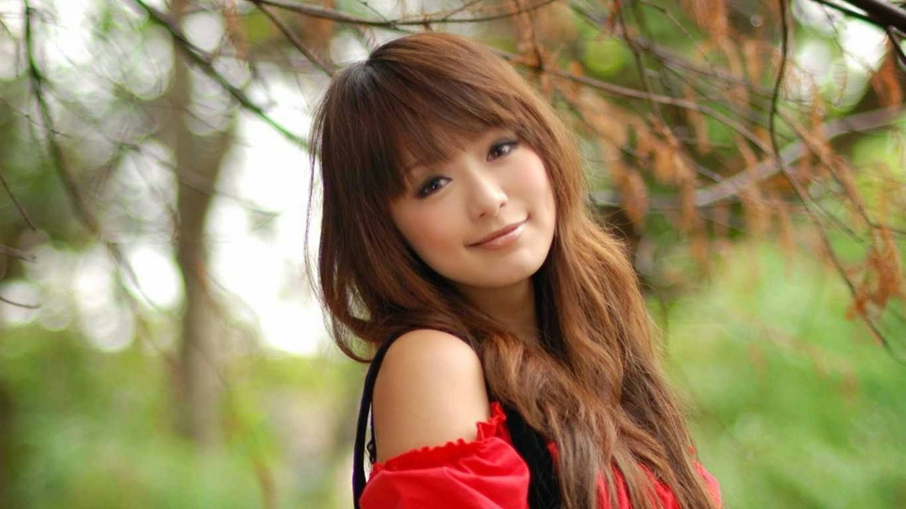 Smukke Japan pige, lang brune hår Wallpaper