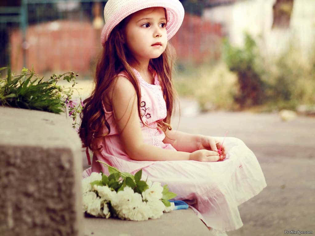 Download Cute Young Girl Pretty Profile Picture | Wallpapers.com