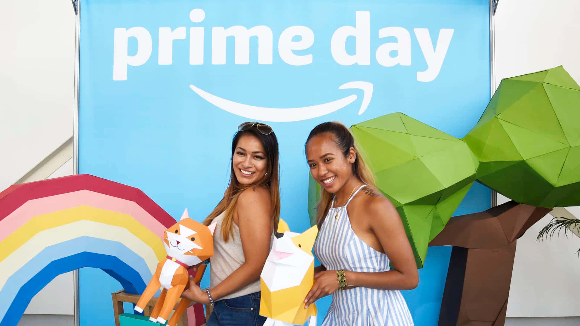 Prime Day Celebrationwith Visitors Wallpaper