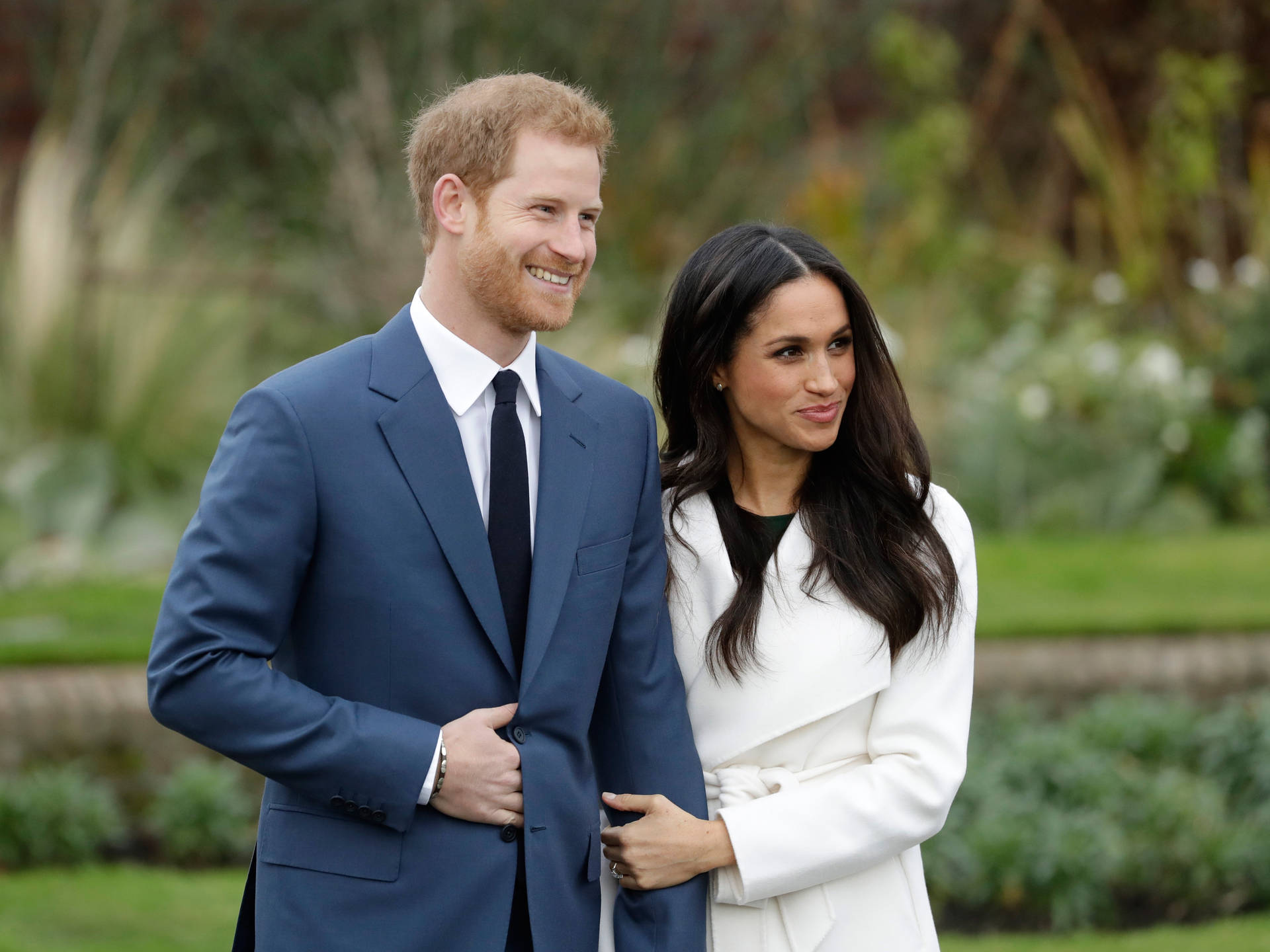 Prince Harry Embraced By Meghan Wallpaper