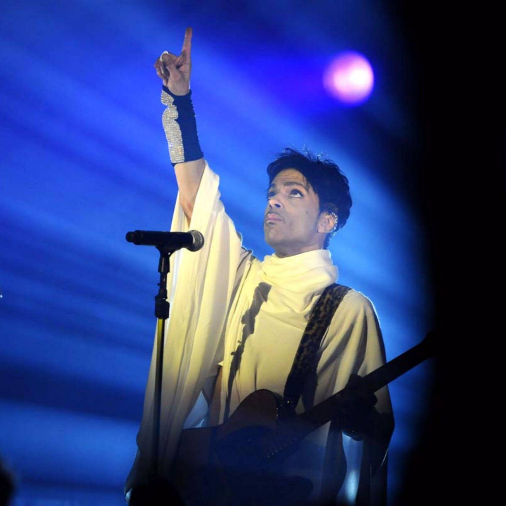 Prince Iconic Concert Wallpaper