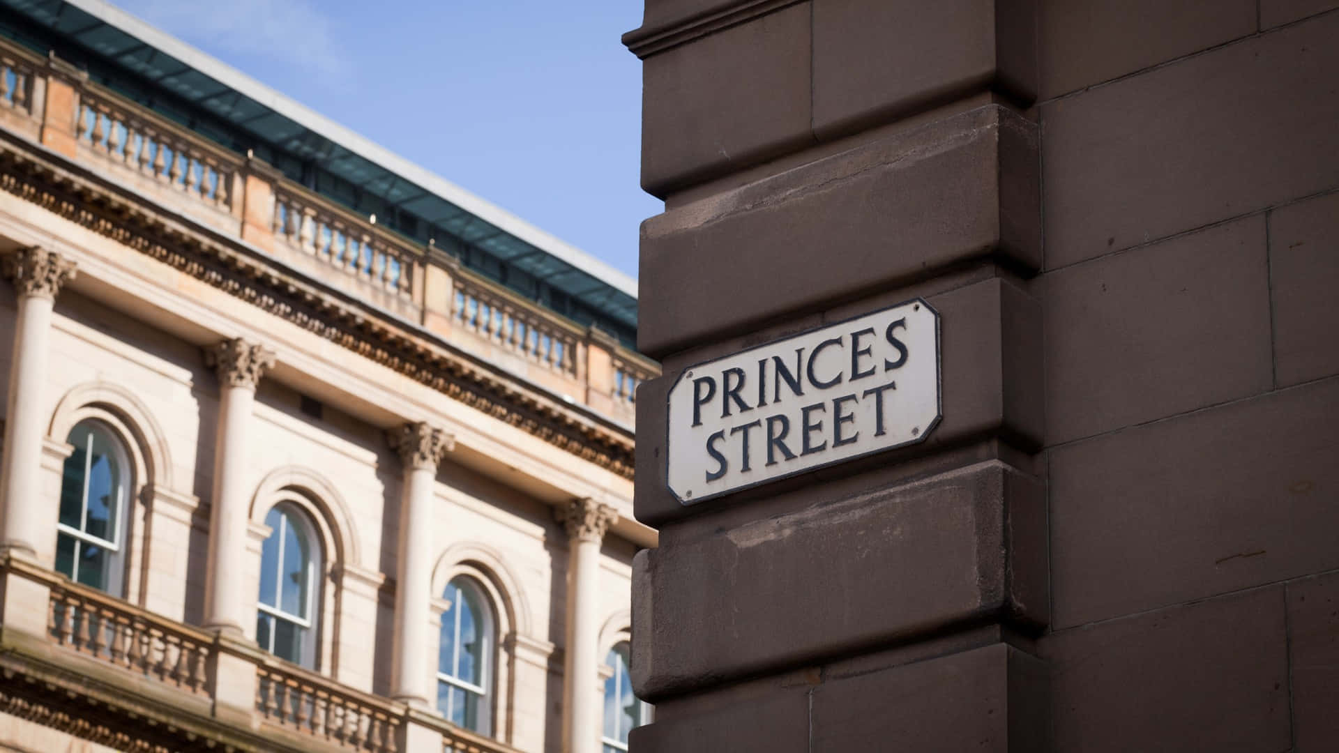 Princes Street Signand Architecture Wallpaper