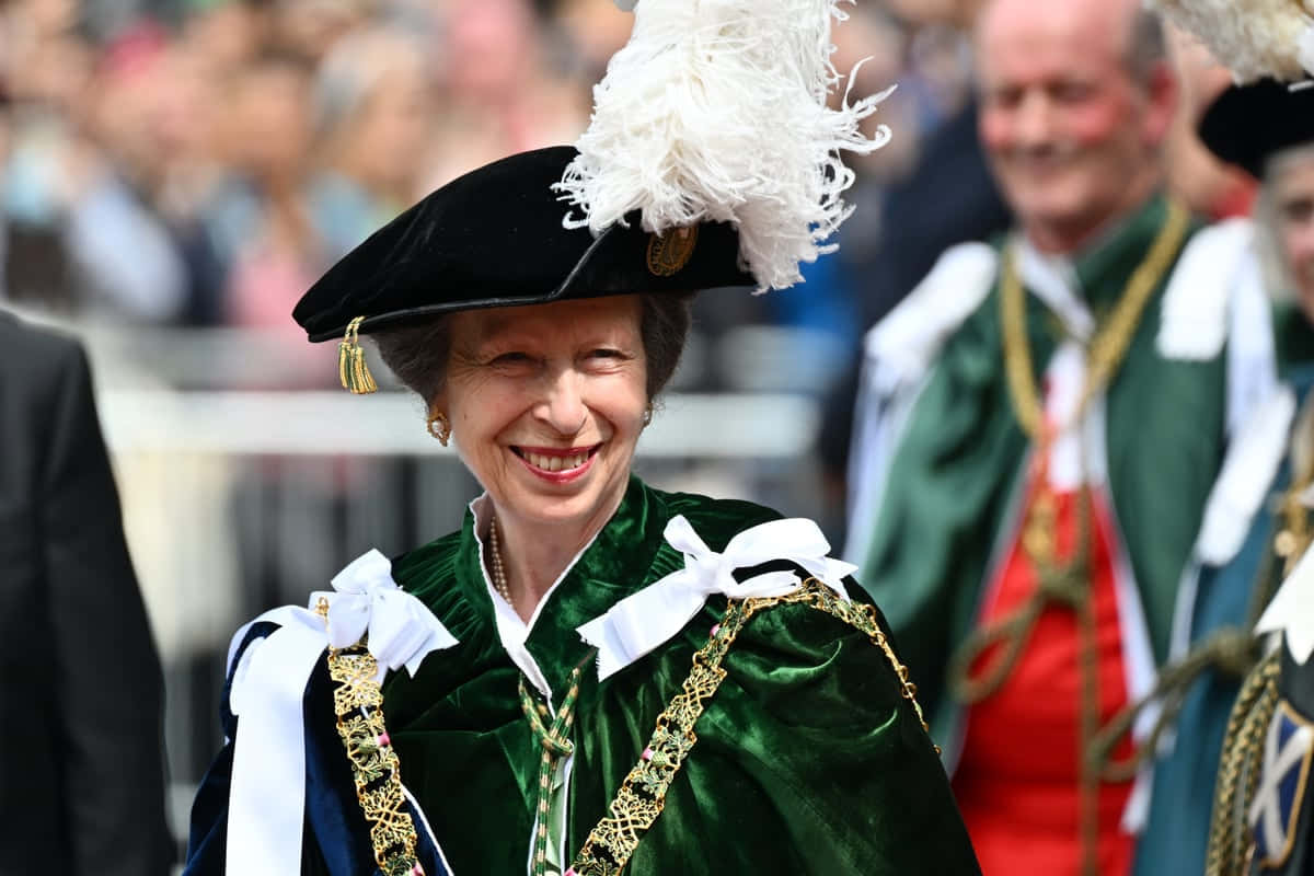 Princess Anne Attending Order Of Thistle Service Wallpaper