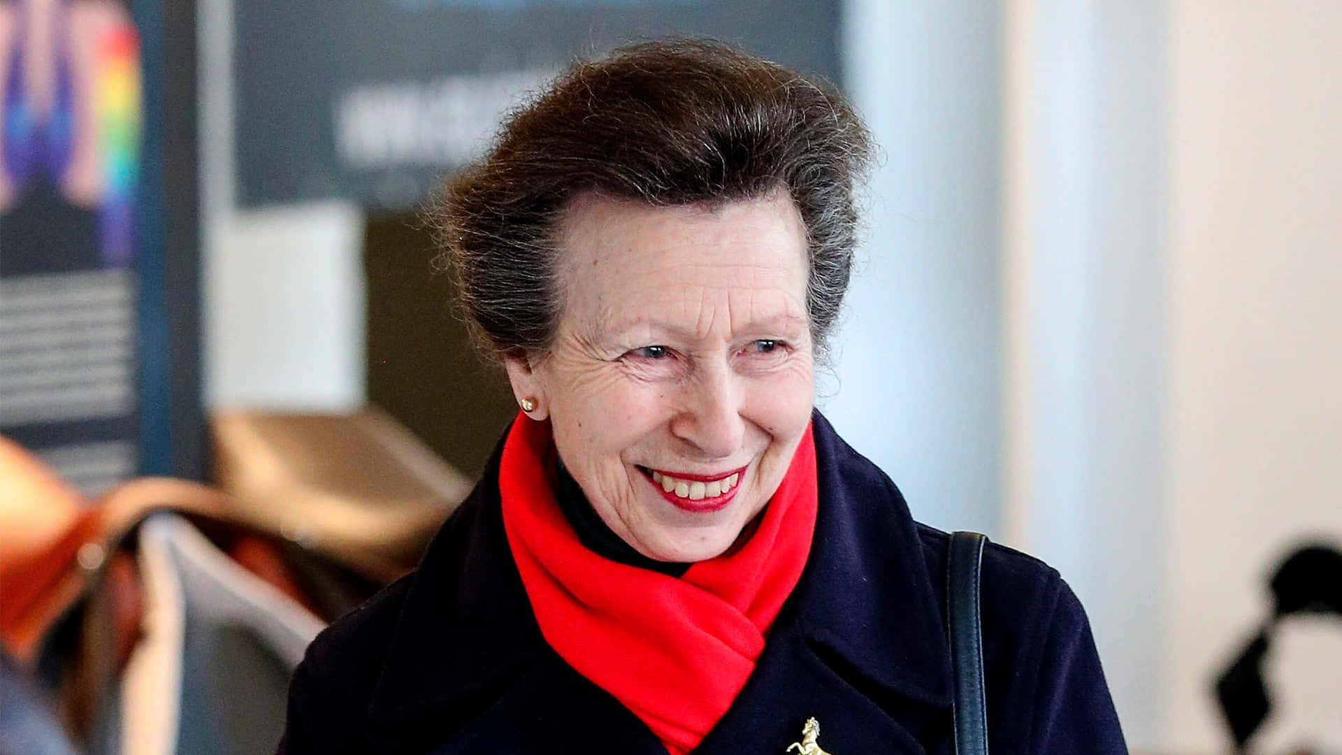 Princess Anne Wearing A Red Scarf Wallpaper