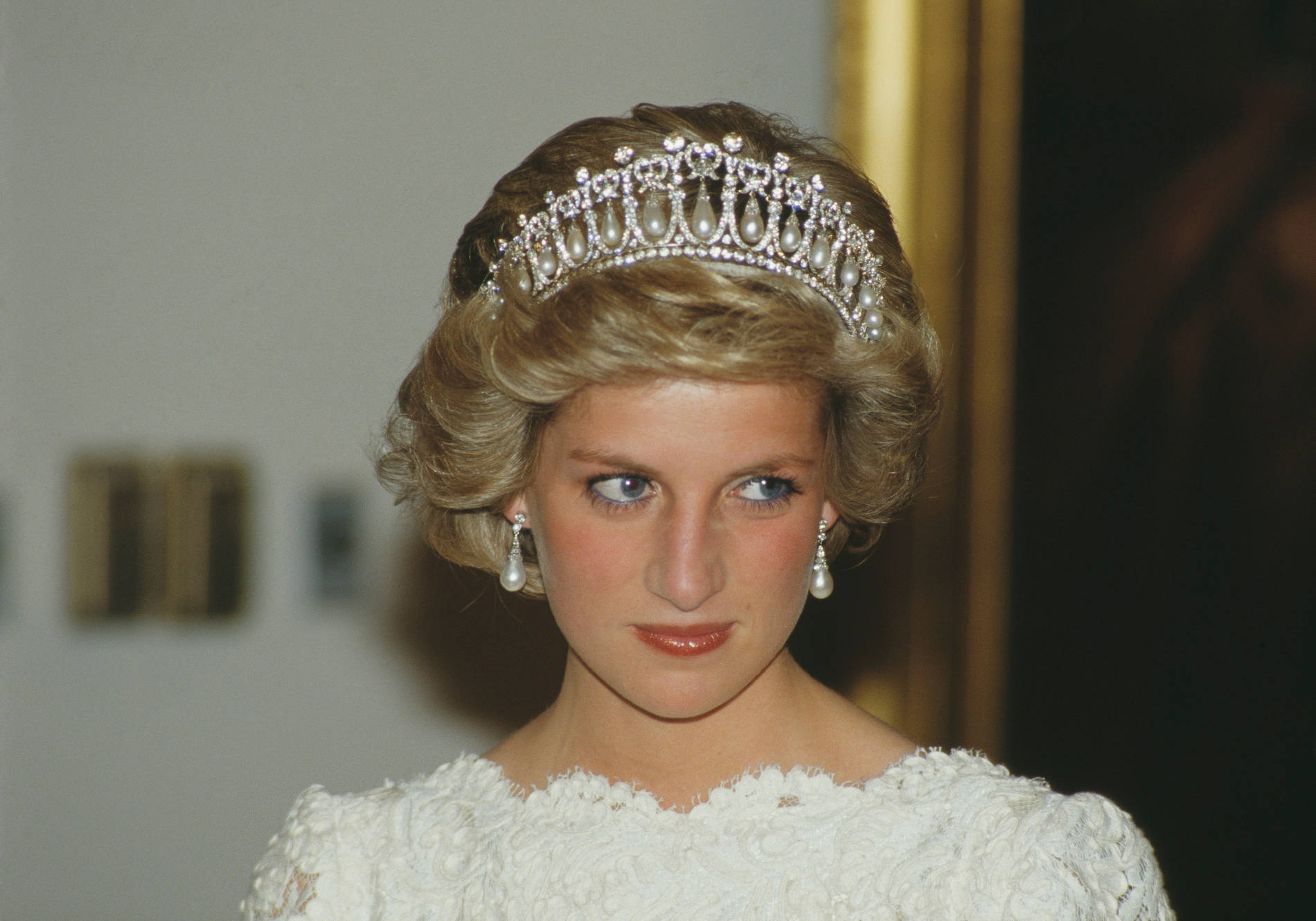 Prinsesse Diana Fra Wales England Funktion Presley Hvilende Overnatning Wallpaper