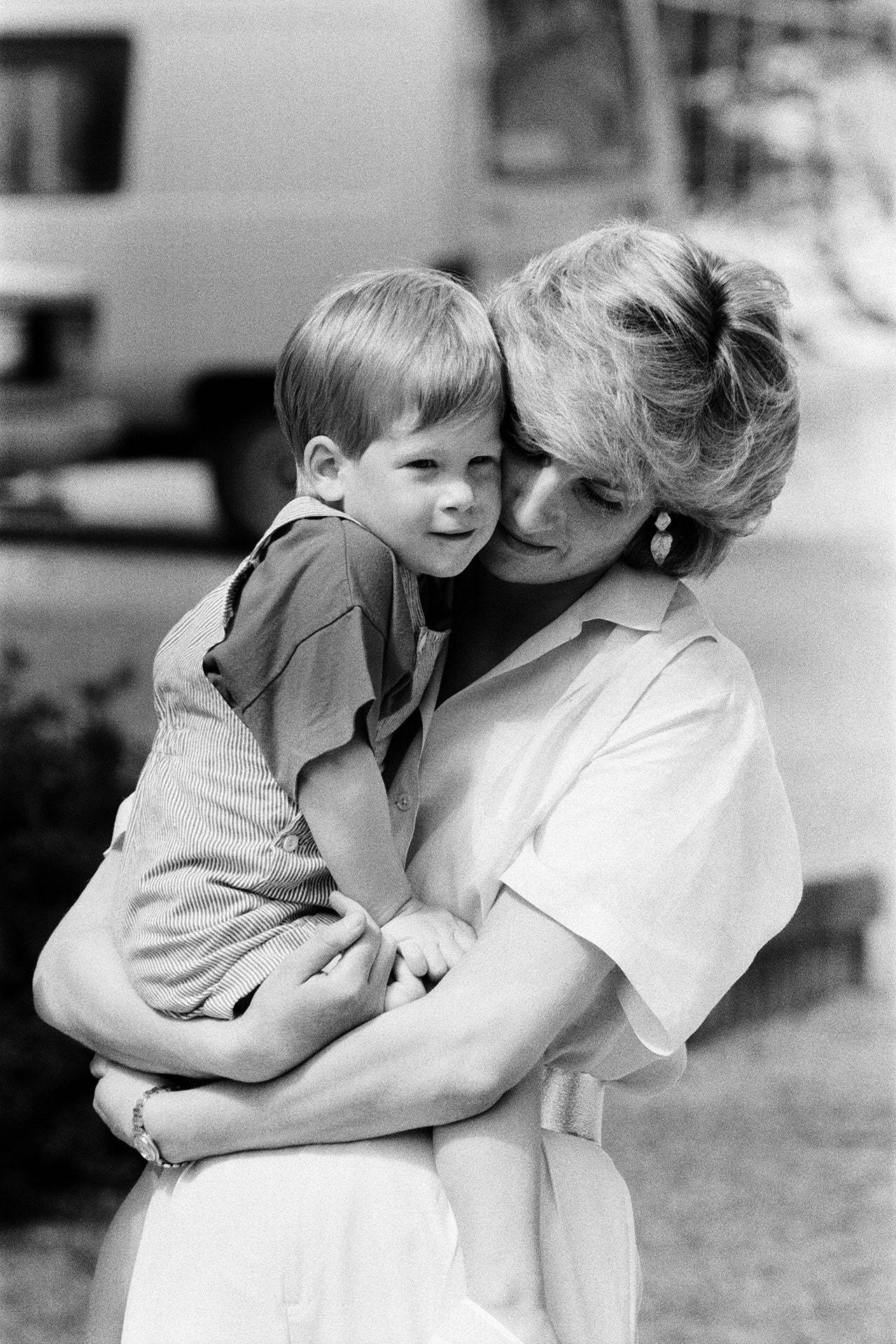 Princess Diana With Prince Harry Wallpaper