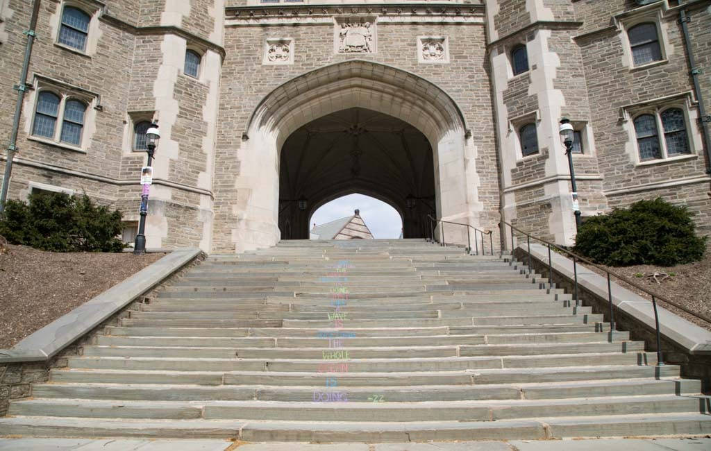 Escaleradel Salón De La Universidad De Princeton. Fondo de pantalla