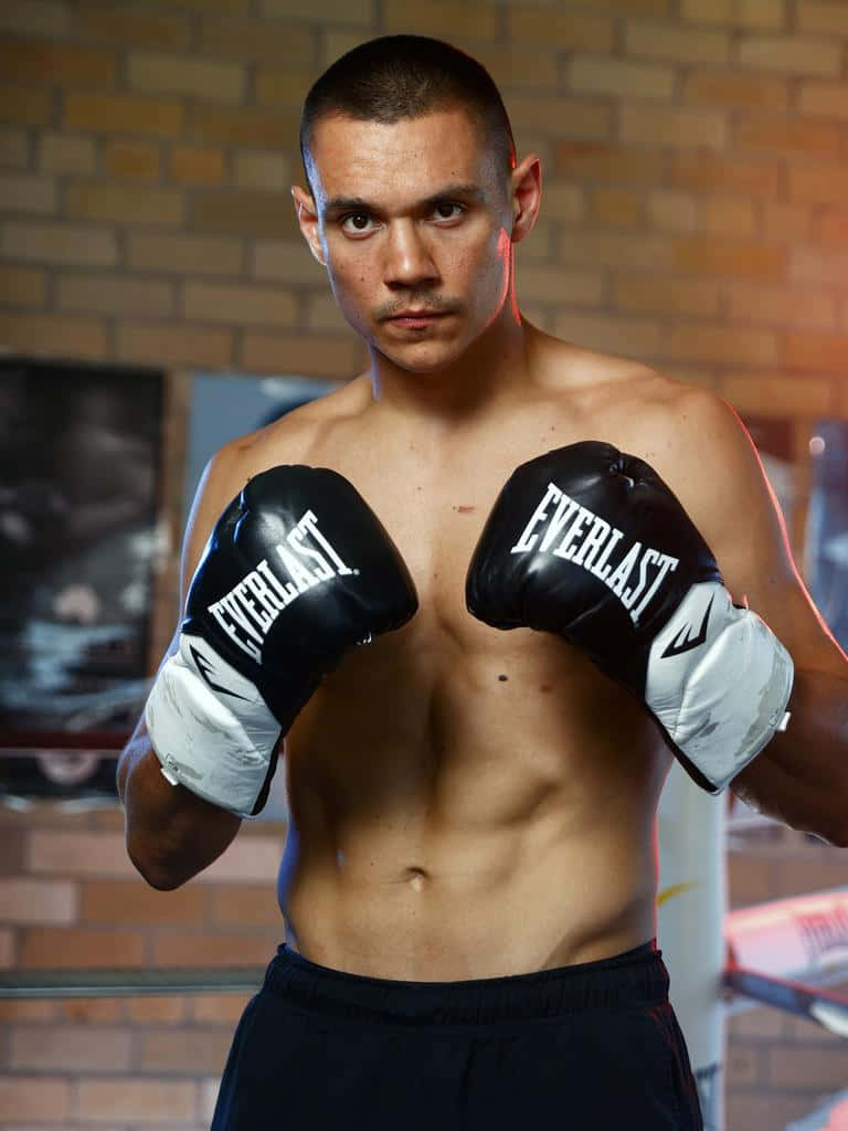 Prometedorboxeador Tim Tszyu En Ascenso Fondo de pantalla