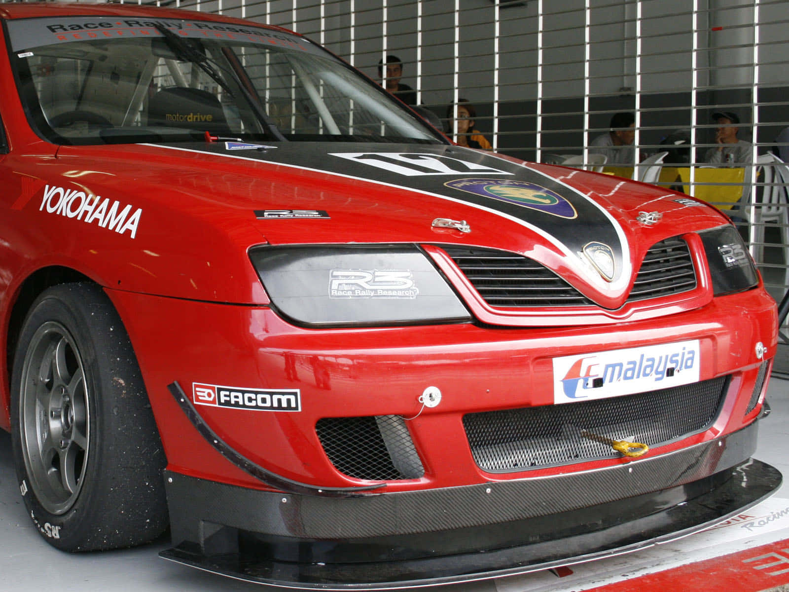 Proton Waja Raceauto Garage Achtergrond