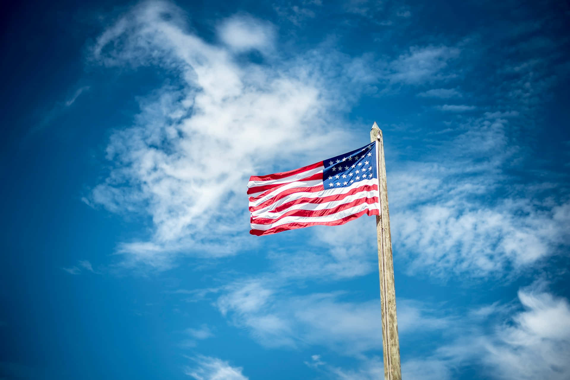 Proud American Flag Sky Wallpaper