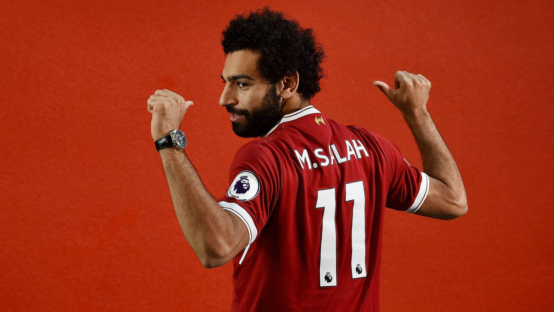 Orgoglioso Mohamed Salah Liverpool11 Sfondo
